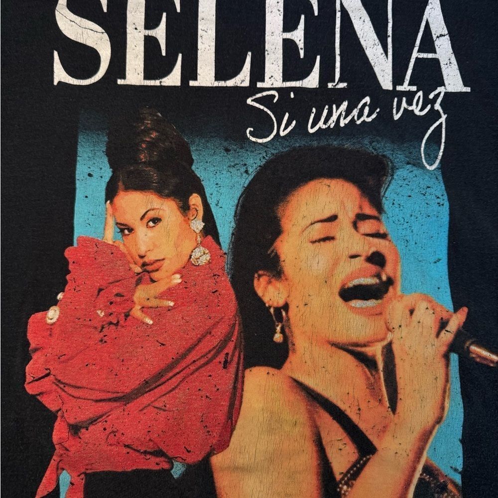 Selena “Si Una Vez” Graphic Tee - Picture 5 of 6